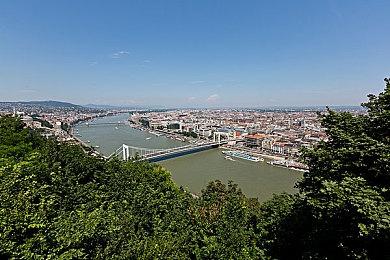 《刺客信条：影》总监：我们不想用过多标记引导玩家